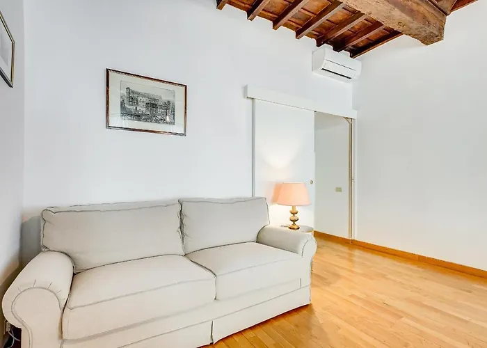Domus Sant'angelo Apartment *